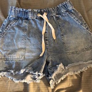 Short, stretchy waist, Jean shorts